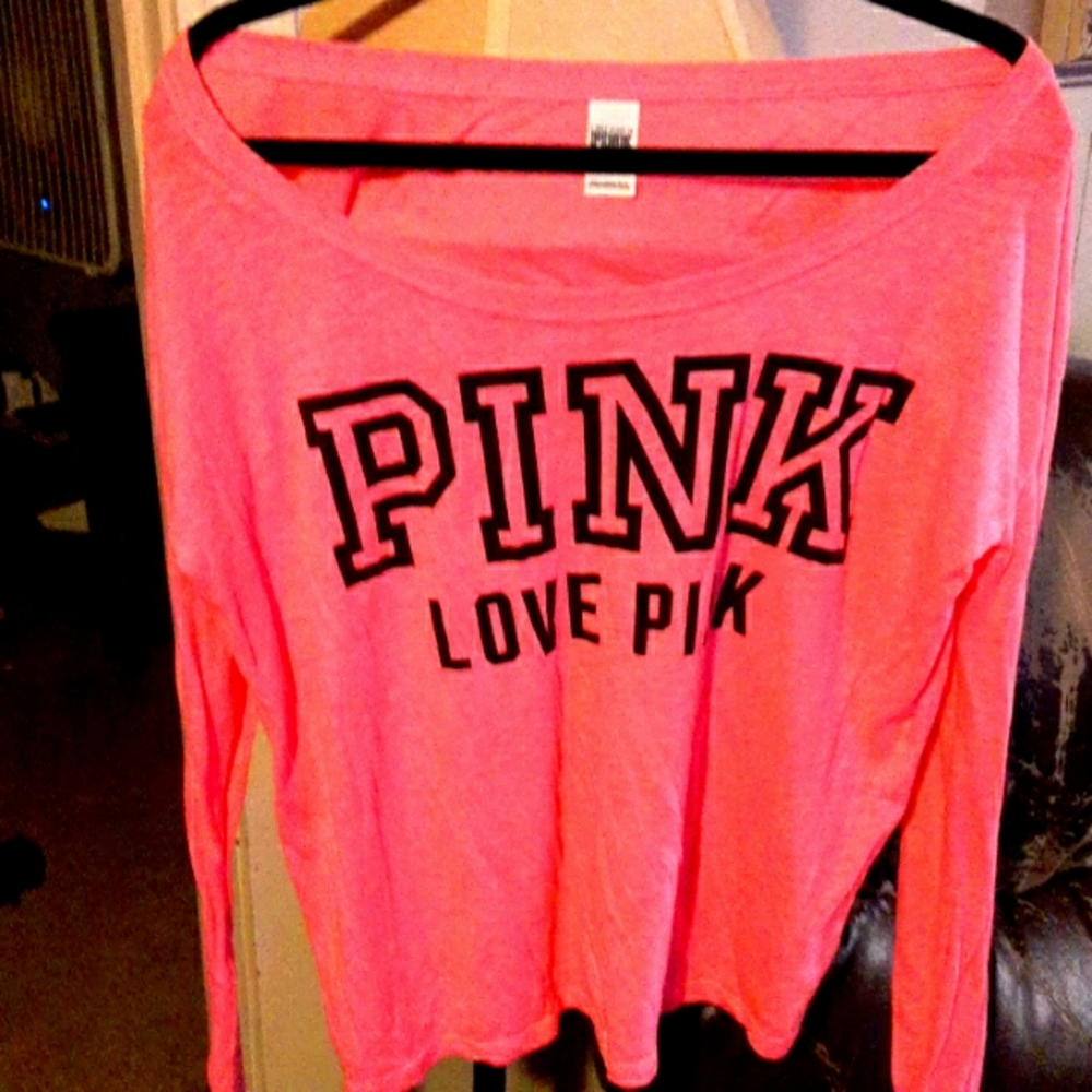 Victoria Secret Pink top